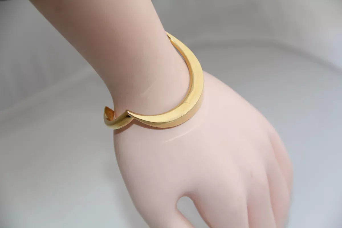 Chloe cuff bracelet deals