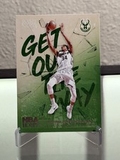 2018-19 Hoops Winter #GOW-9 Giannis Antetokounmpo Get Out The Way