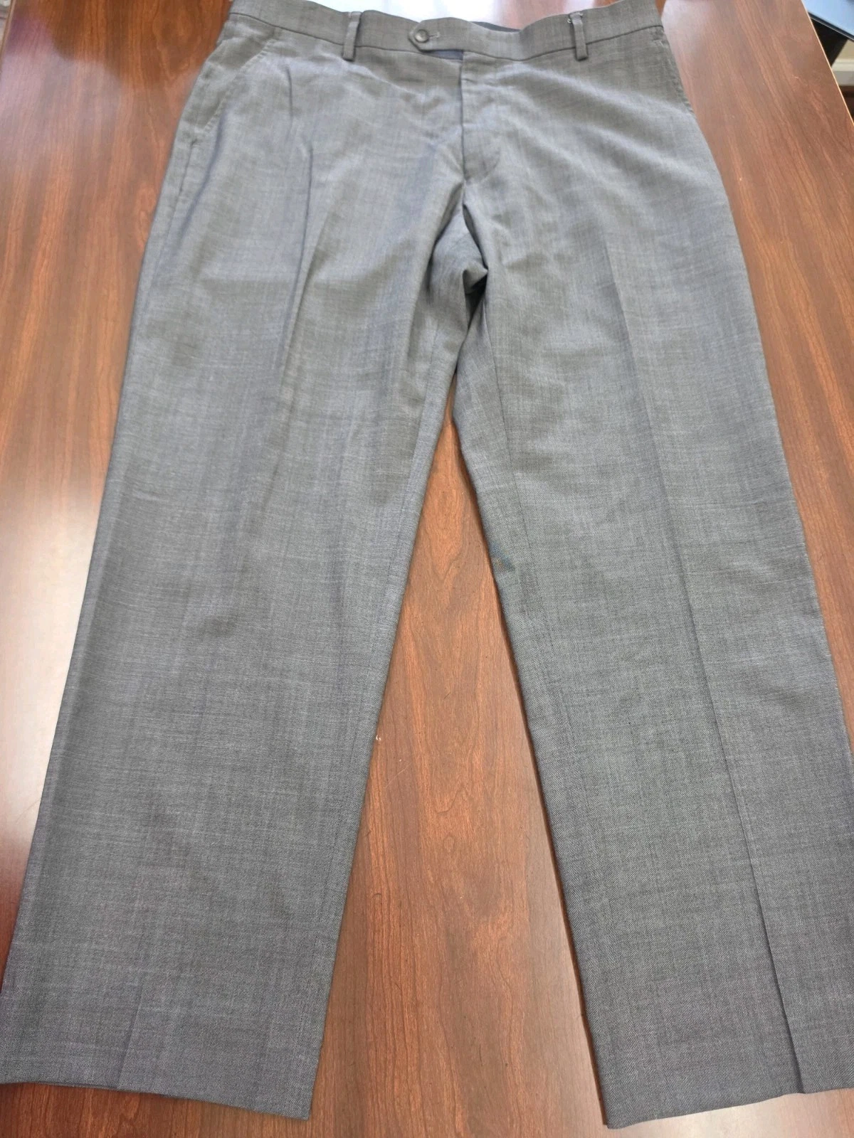Jos A Bank Traveler Mens 36x30 Tailored Fit Gray Wool Blend Dress Pants Slacks