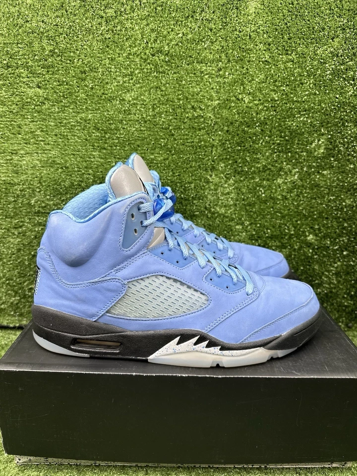 Talla 13 - Jordan 5 Retro SE Mid UNC Foto 3 de 4