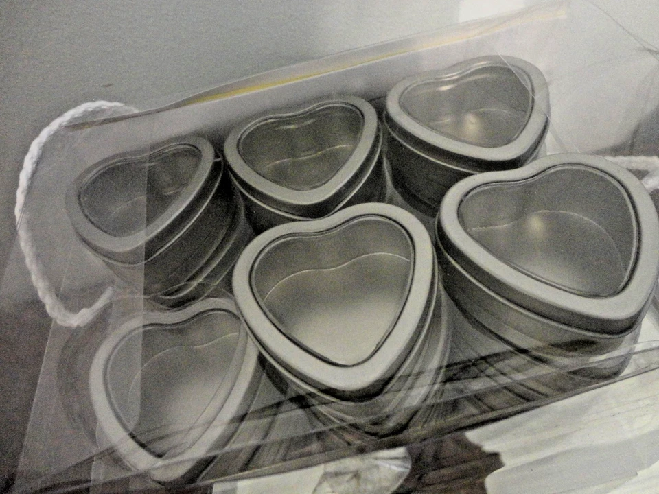 WEDDING ENSEMBLE 29PC SILVER METAL TINS CLEAR WINDOW PARTY FESTIAL CADNDIES GIFT - Image 2 of 4