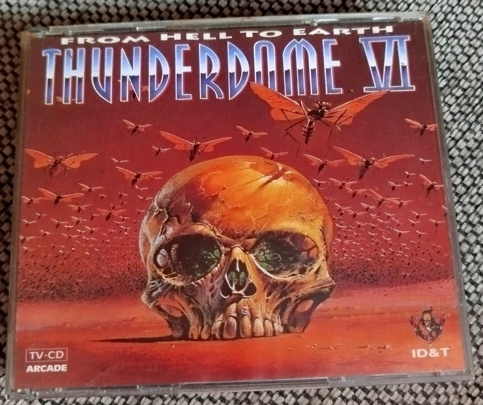 !!! CD Box Thunderdome VI - Lesen !!!