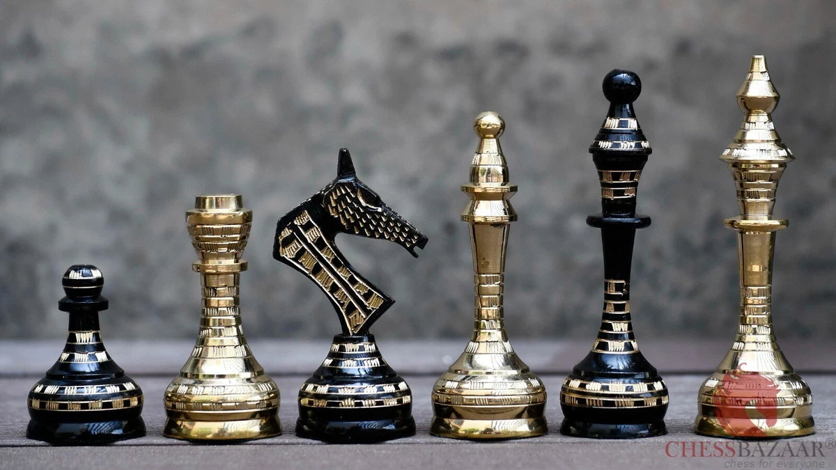 Brass Metal Luxury Chess Pieces & Board Combo Set in Shiny