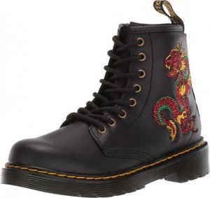 10 dr martens