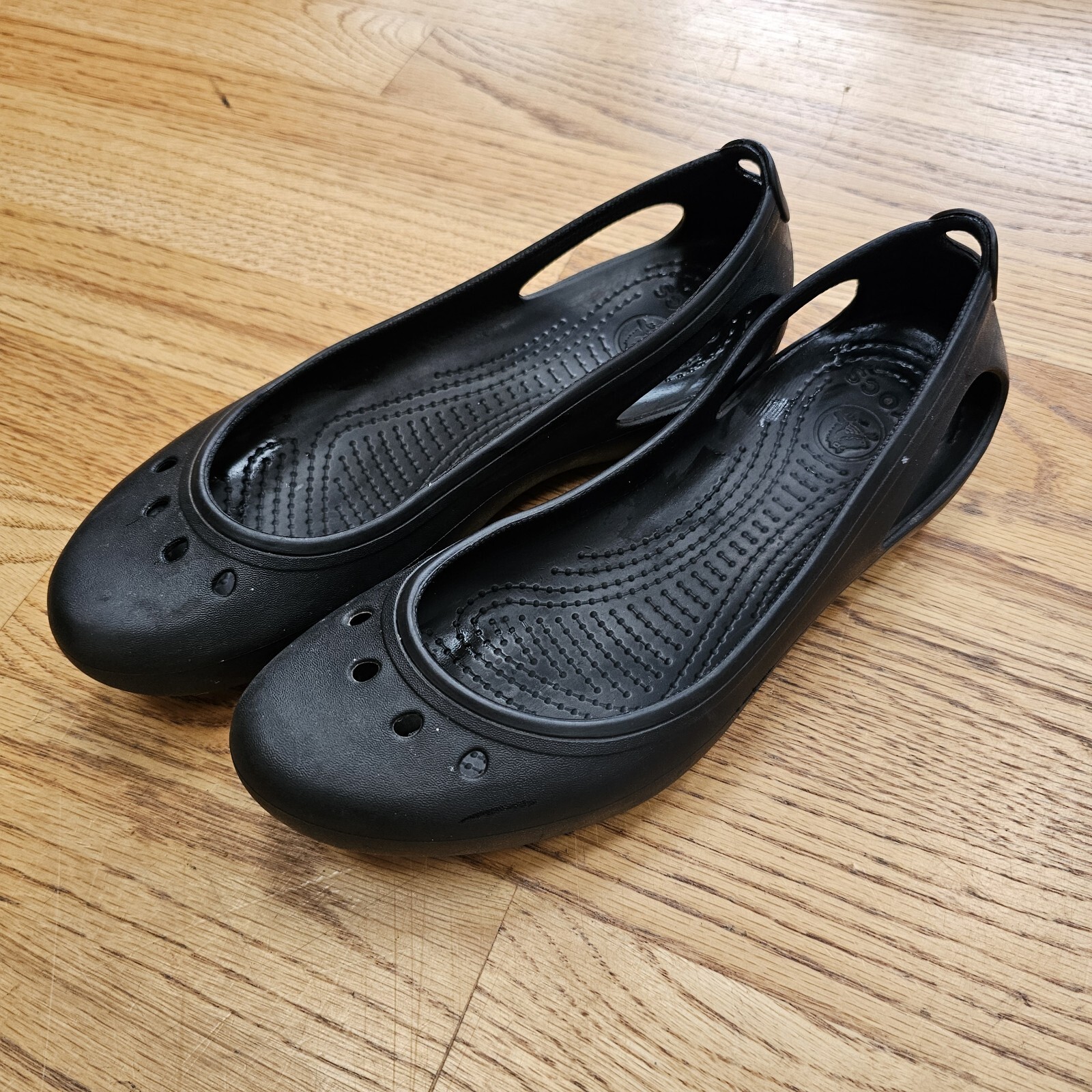 Crocs Flats Womens 7 Kadee Ballet Black Slip On Shoes Casual Waterproof Comfort-image