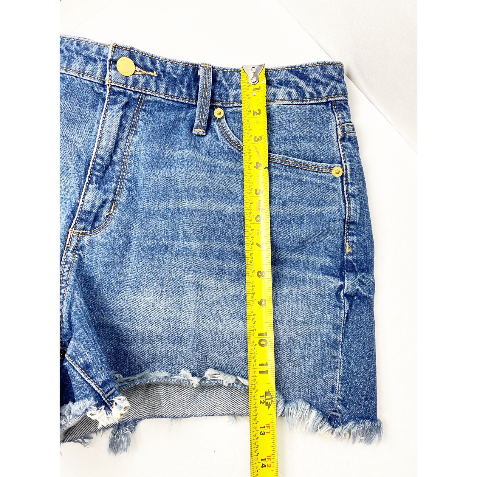 Universal Thread Short Booty Shorts Distressed Fr… - image 5