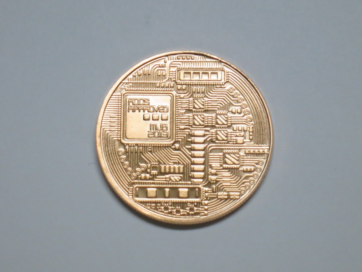 Bitcoin Gold Plated Physical Bitcoin BTC Cryptocurrency Collectible Coin in  Case | eBay