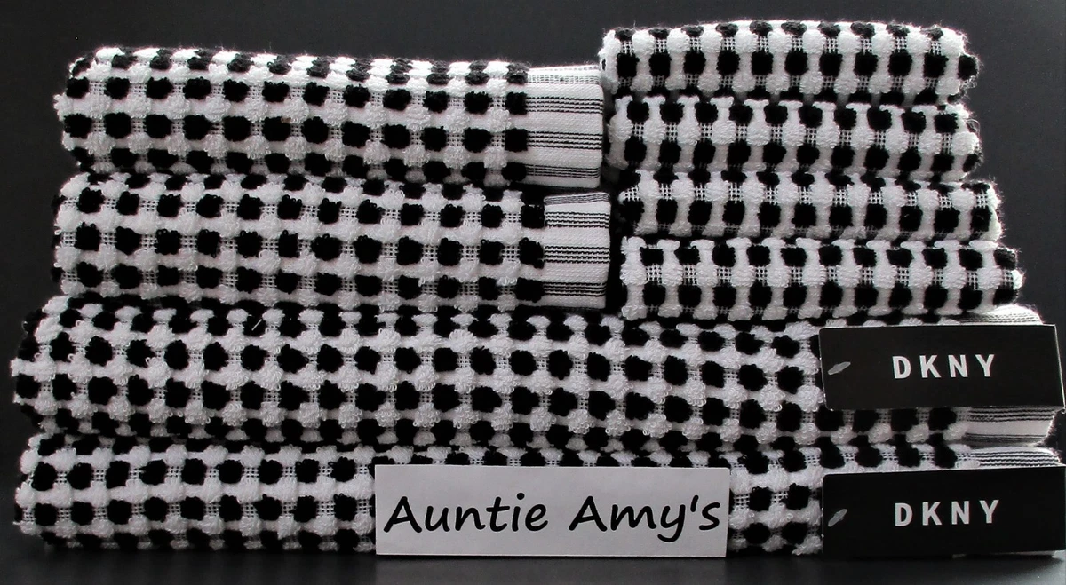 Black White Checkered Bath Towels