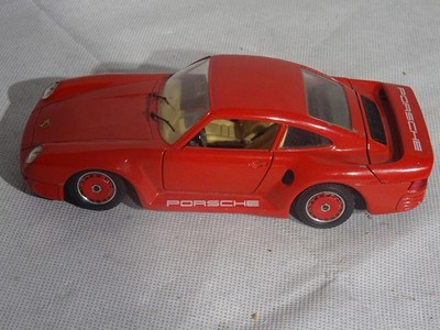 Bburago Burago Porsche 959 Rot 1:24 Made in Italien.  Vintage rote Felgen