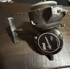 Zebco Spinner 777 Vintage Spinning Fishing Reel Made in USA Classic