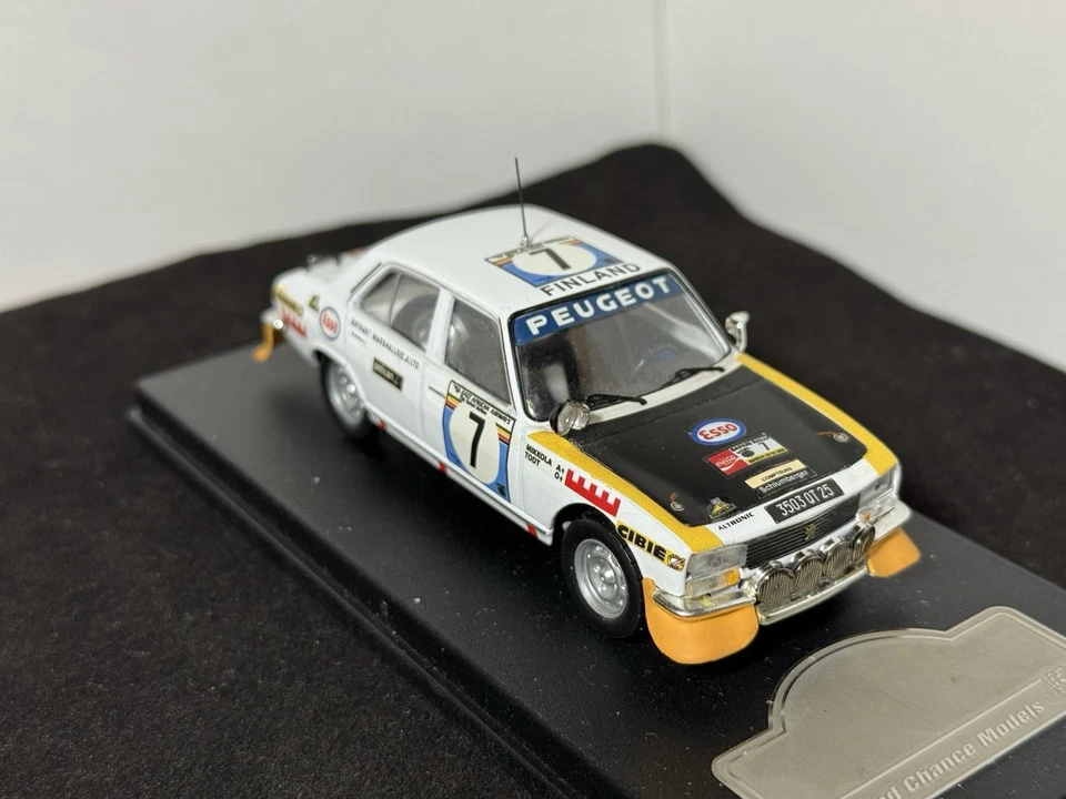 PEUGEOT 504 #7 H.MIKKOLA-J.TODT EAST AFRICAN SAFARI RALLY 1975 1:43 Transkit - Immagine 4 di 4