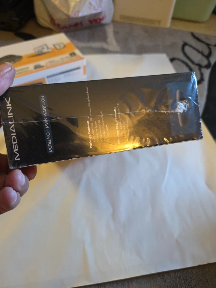 Medialink MWN-WAPR150N 150 Mbps 4-Port 10/100 Wireless N Router - Image 2 of 4