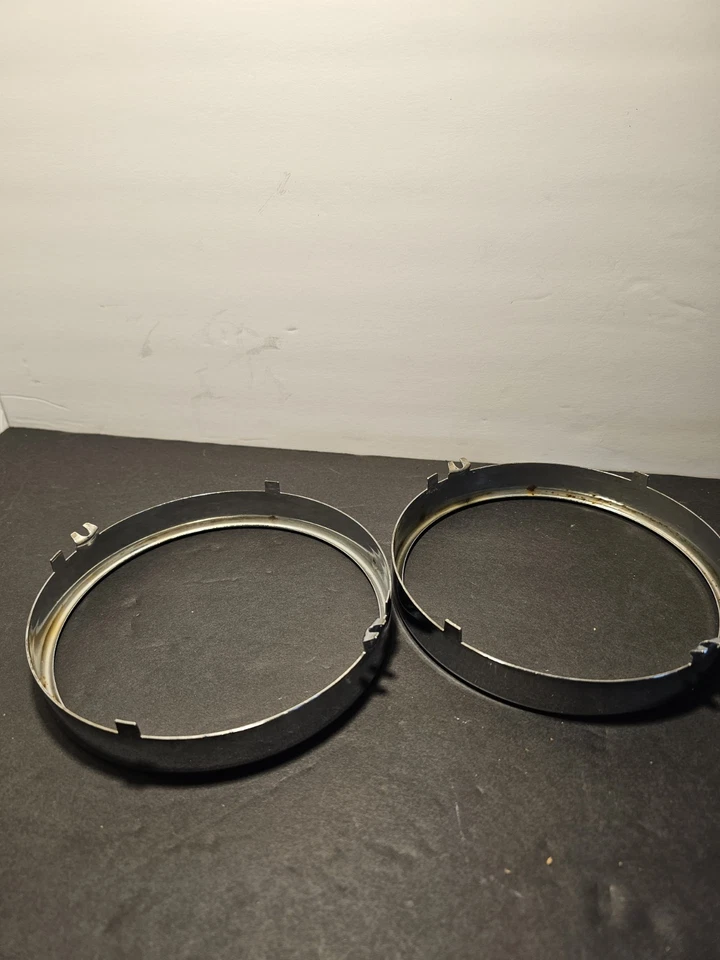 Anillo de montaje de ajuste de lente de luz antiniebla Mercedes Benz solo W123 240d 300cd 300td Foto 3 de 4