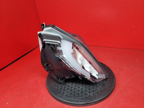 KTM 125 DUKE HEADLAMP 2021 - Picture 8 of 19
