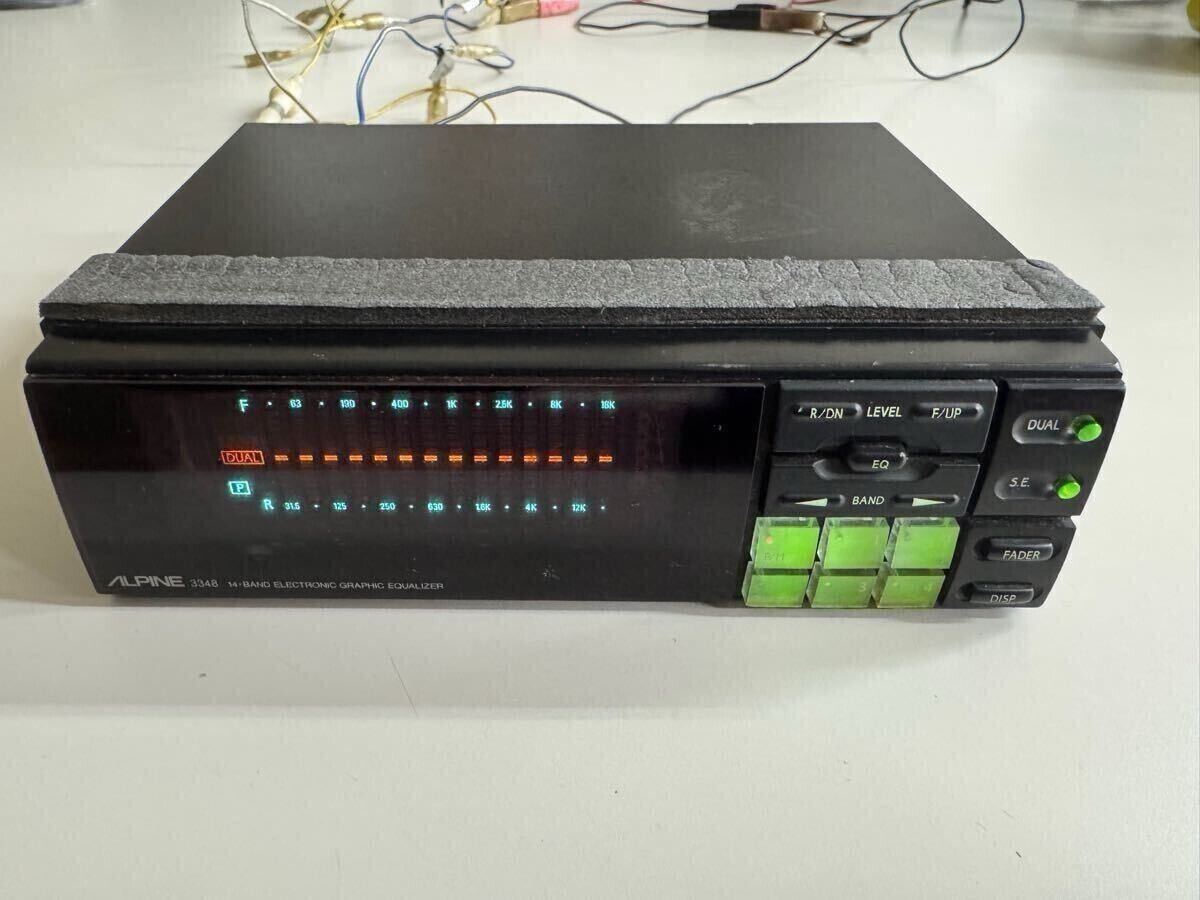 s-l1200.jpg s-l1200.jpg