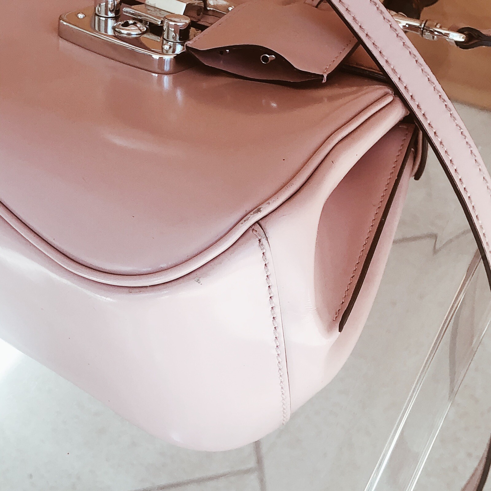 Gucci LADYLOCK Small Bamboo handle soft pink Bag in Leather RRP €2600 image 5