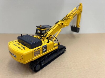UH 1/50 Scale Komatsu PC450LC Excavator w/Short Boom Diecast Model