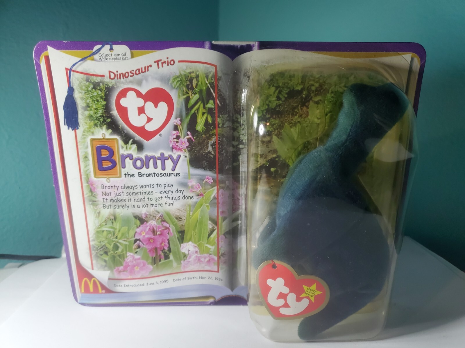 TY beanie babies Bronty the Brontosaurus- Dinosaur Trio - McDonald's 