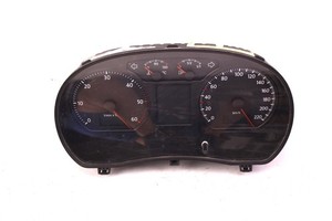 Tachometer VW Polo 9N Diesel TDI VDO Tacho Kombiinstrument 6Q0920803D #ohne MFA