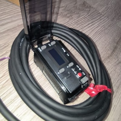 Leuze electronic HRT 3B/6-S8 Lichttaster Sensor 10 30V DC IP67