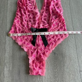 Victoria's Secret Sexy Little Things Womens Pink Lace Halter Neck Bodysuit Sz M