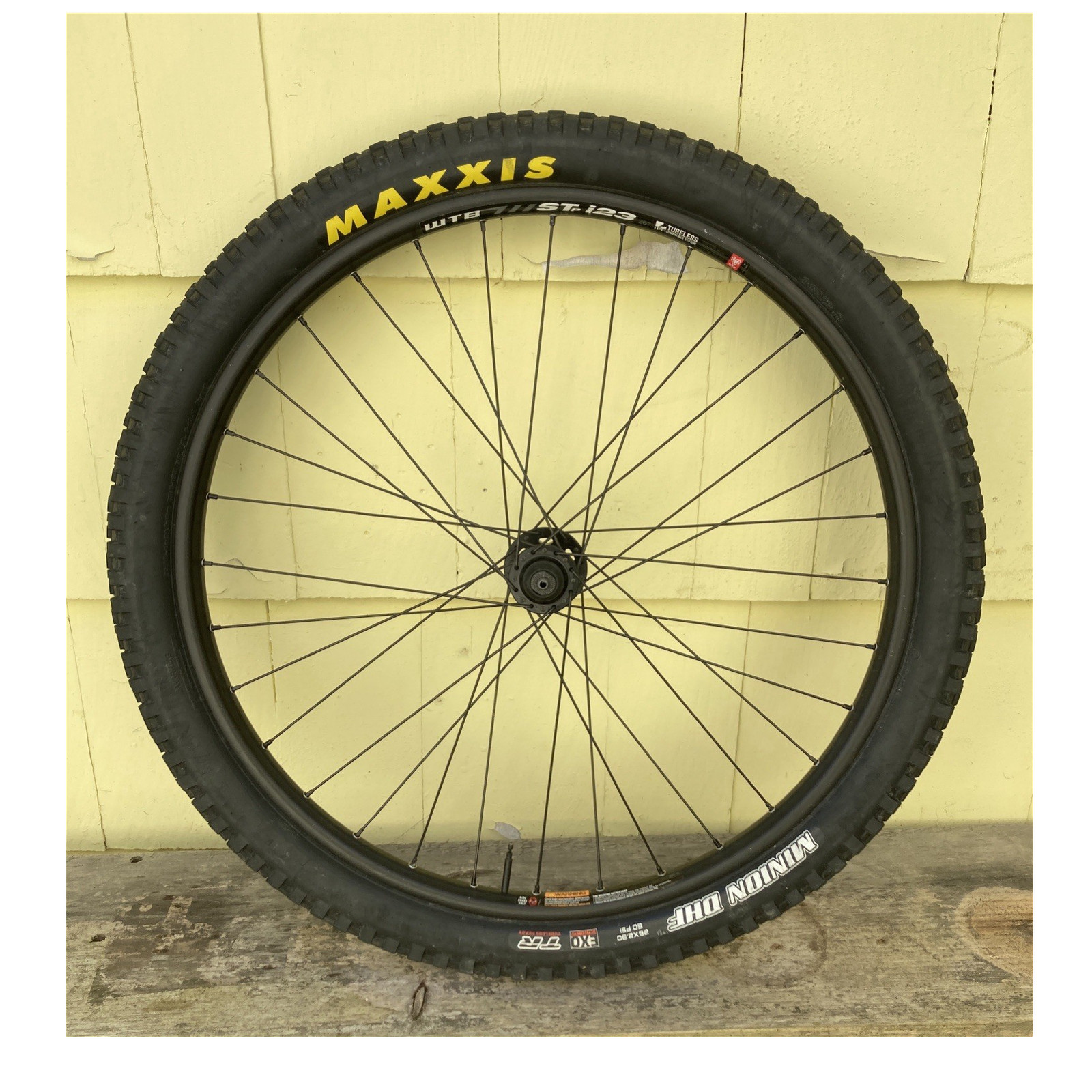 WTB ST i23 26in MTB Front Wheel Tubeless Compatible w/ Maxxis DHF tire 