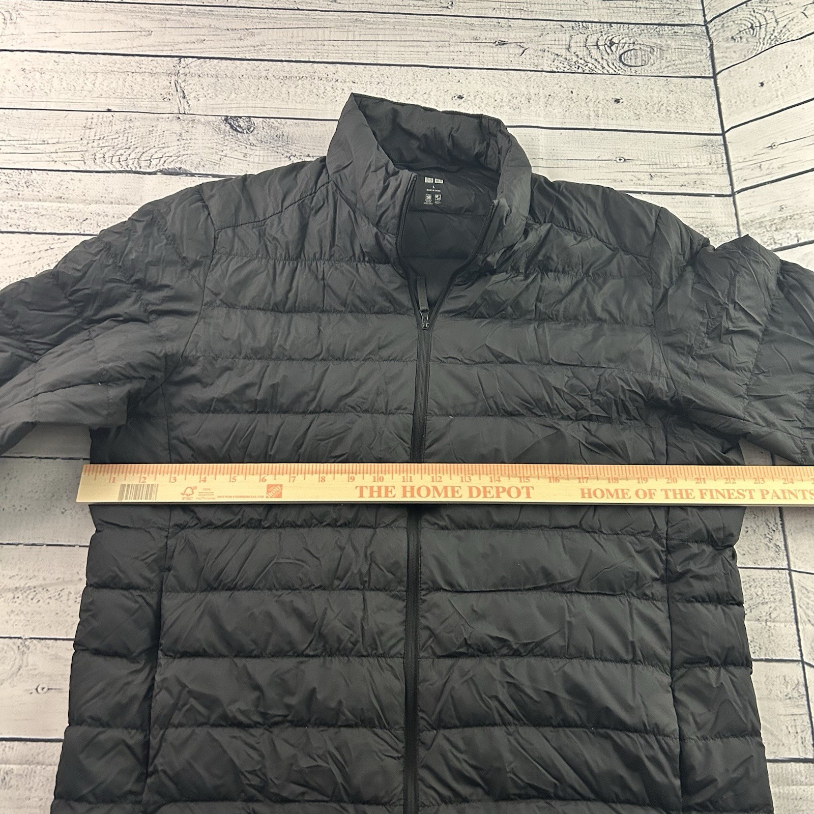 Uniqlo Lightweight Packable Down Jacket Men's Lar… - image 3