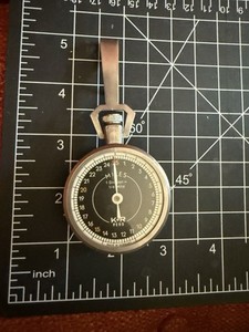 Podomètre Vintage Allemand – Miles – 1/4 Mile – Fermoir Crochet – Running