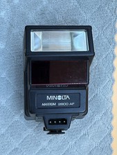 Minolta Maxxum 2800 AF Camera Flash Tested lots of wear includes case