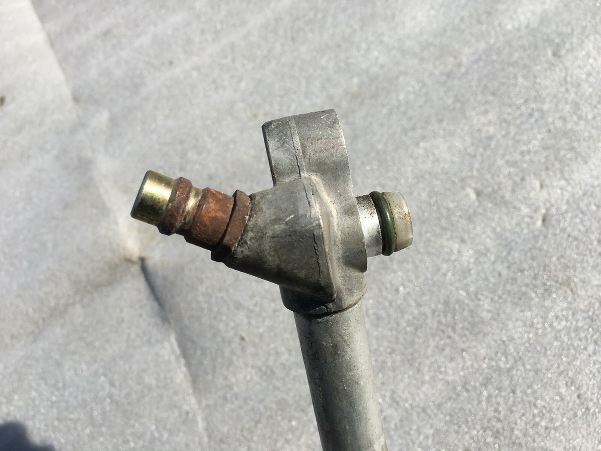 BMW E36 OEM M43 Air Conditioner Evaporator Compressor Suction Pipe  