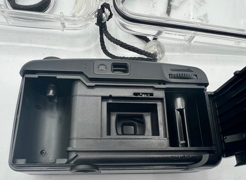 Snap Sights Optics Underwater 35mm Film Camera Built-in Flash Focus Free 30m WR - Picture 8 of 8
