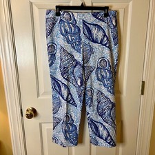 EEUC Lilly Pulitzer Originals Resort Fit Crop Pant in Stuffed Shell Size 8