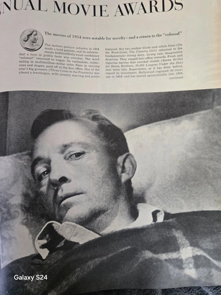 LOOK MAGAZINE- JUDY GARLAND 4-10-1962 & 3-22-1955 VGC - Imagem 3 de 4