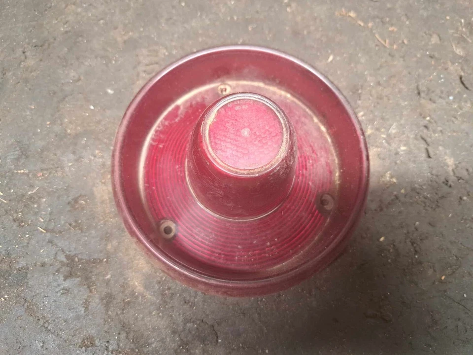 Lente 1953 Ford lanterna traseira FRST-53 Mainline Custom Country Squire - Imagem 2 de 4