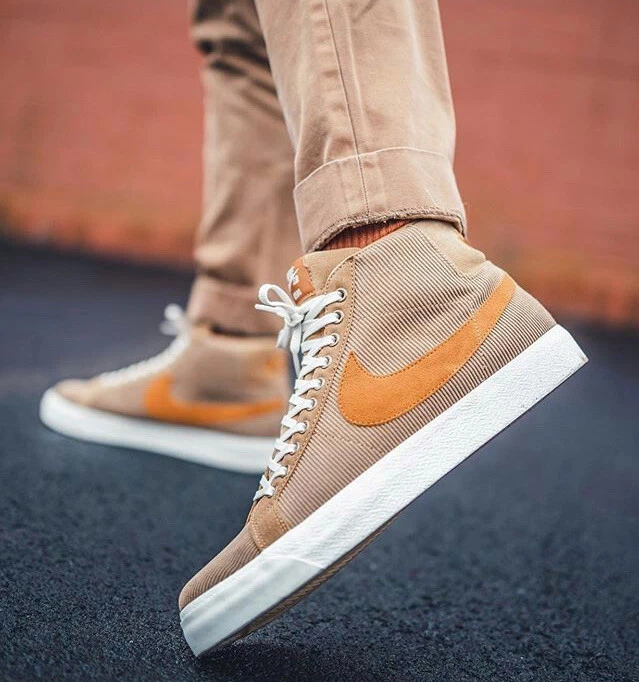 Zoom blazer mid iso store orange label