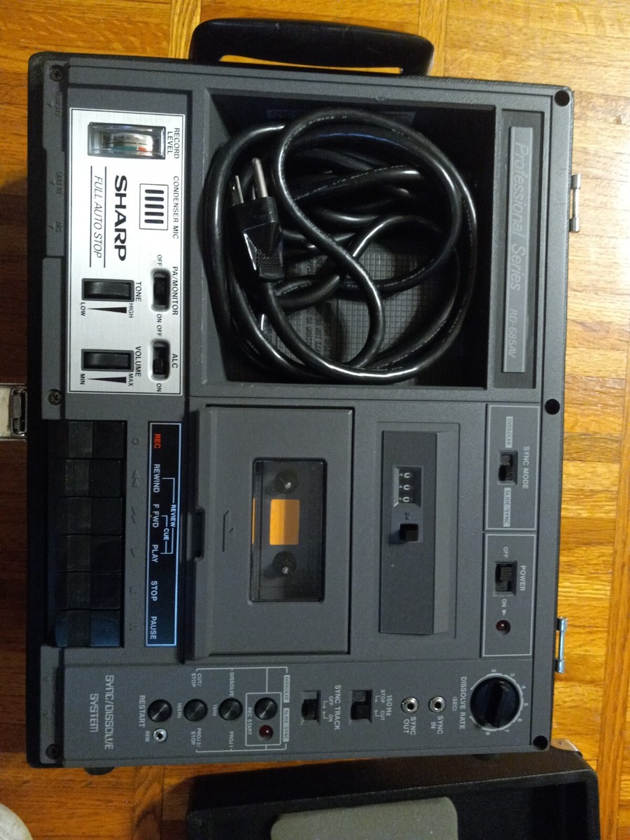 SHARP Portable A/V Cassette Recorder RD-685AV w Sync Dissolve