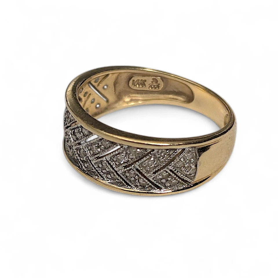 14K Yellow & White Gold Diamond Ring Sz 7.5 Band Clear Round Stones Herringbone - Image 3 of 4