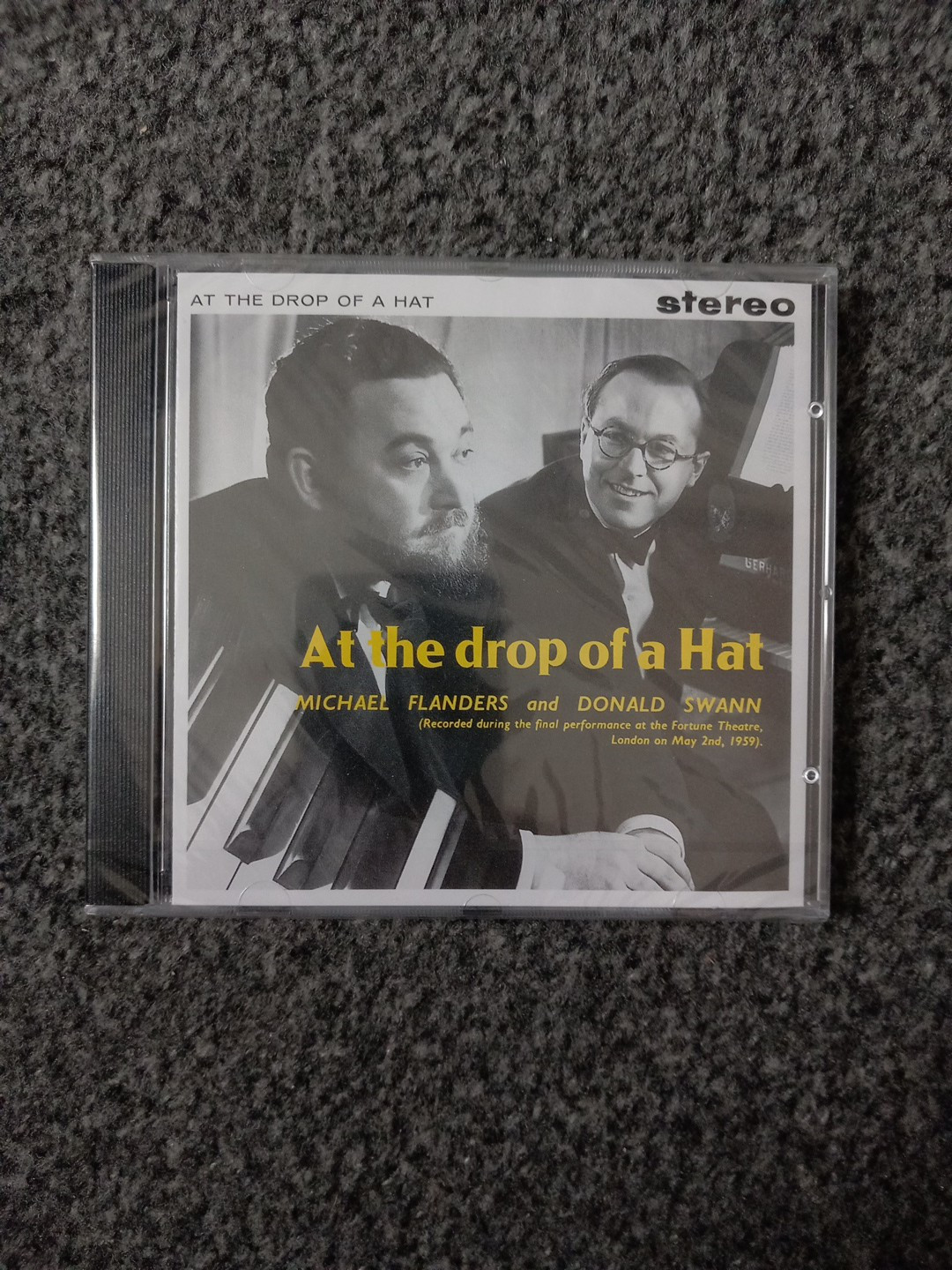 Flanders & Swann - At the Drop of a Hat/Live Recording (02/05/59) CD 1991
