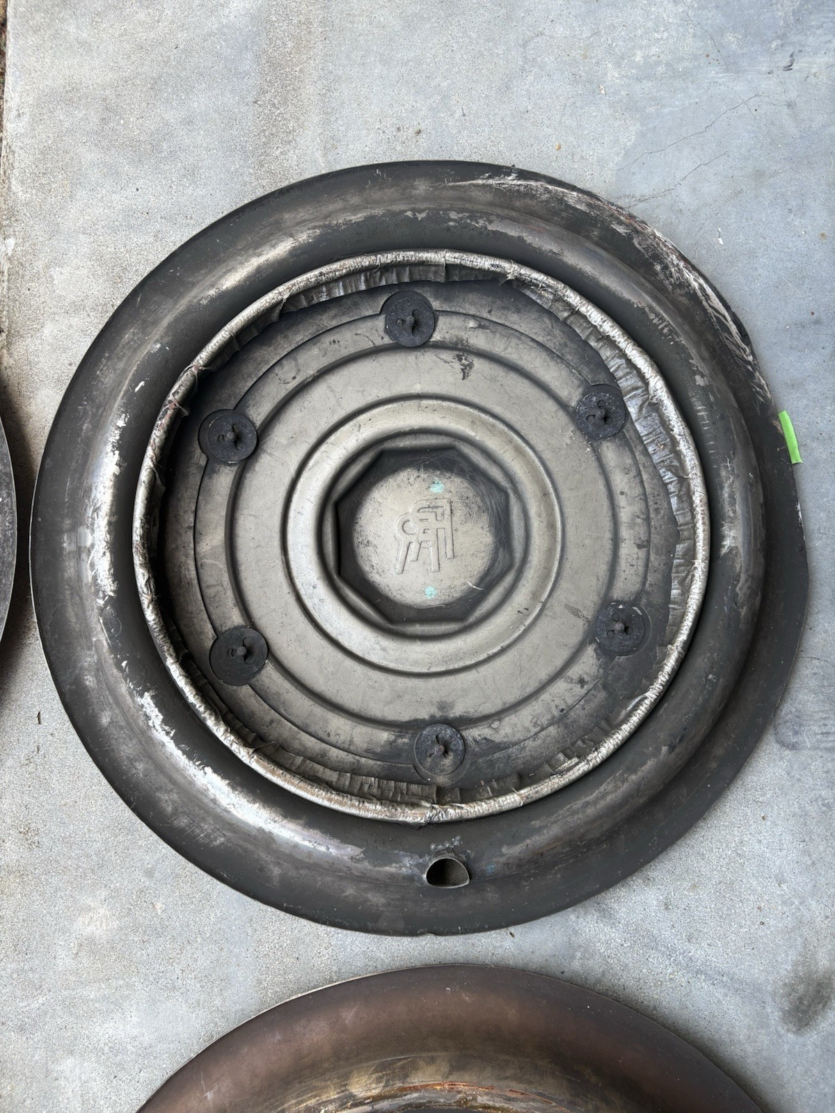 Vintage OEM Rolls-Royce Silver Shadow Wheel Covers / Hubcaps – Set of 4