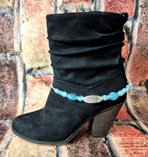 NWOT Cute Blue Bead and Silver Tone Charm  Chain Boot Bracelet Accessory 15"