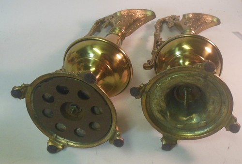 Pair Antique BRASS Garniture EWERS Urns Vases Victorian GRAPES Botanicals - Picture 12 of 12
