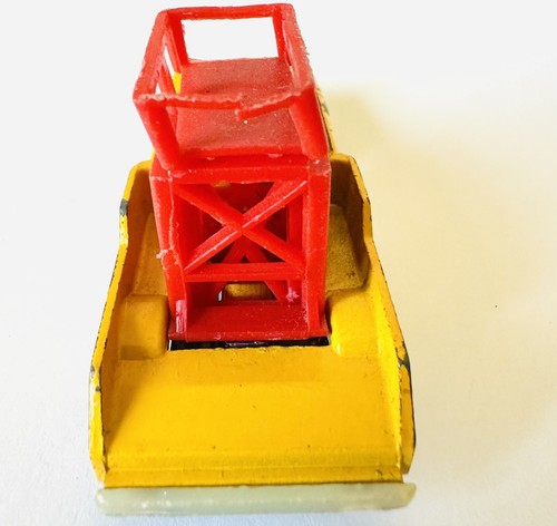 1970s Husky Models #12 Ford F350 Tower Wagon Truck made in Great Britain Yellow - Picture 4 of 6