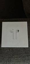Apple AirPods with MagSafe Wireless Charging Case Bluetooth White In-Ear Earbuds