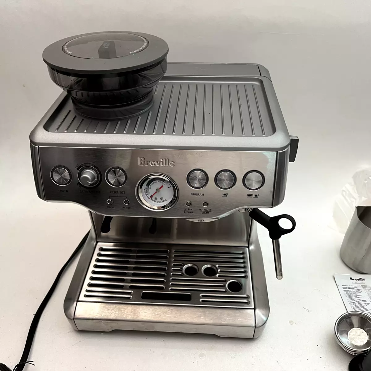 Breville BES870XL Barista Express – Whole Latte Love