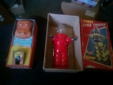 Robot Space Trooper WINDUP Vintage and yone hippo bank sold as a lot