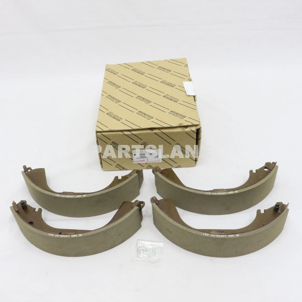 Zapatas de freno de tambor trasero OEM 04495-60070 Toyota Land Cruiser 1985-1995 FZJ71 FZJ79 Foto 3 de 3