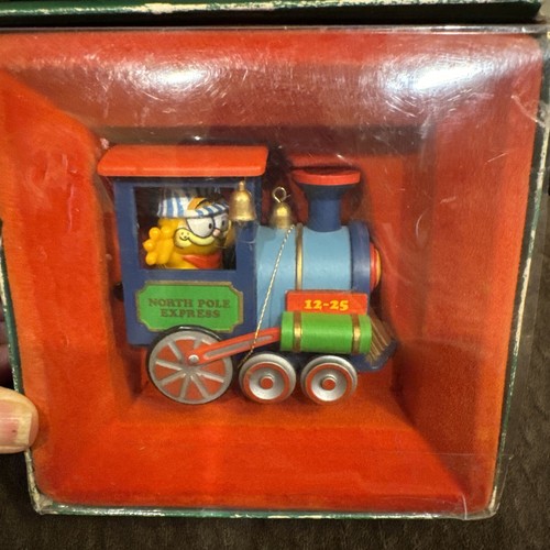 1985 Garfield North Pole Express Wind-Up Toy Train Christmas Ornament