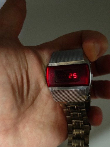 Elektronika 1 3051 B6-03 Pulsar Terminator Primer Reloj de Cuarzo LED Soviético URSS - Imagen 9 de 9