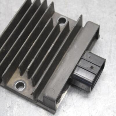 64号機  21 KAWASAKI NINJA ZX6R RECTIFIER VOLTAGE REGULATOR 21066-0756