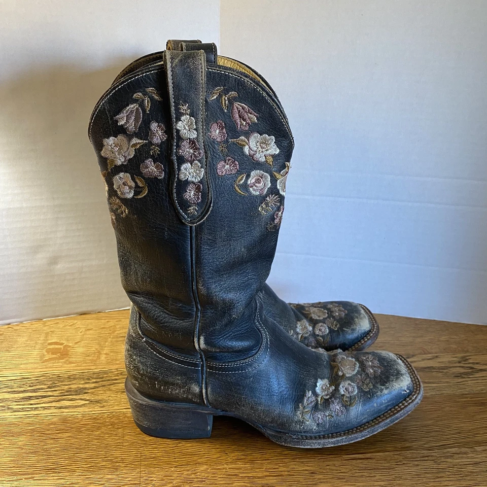 Botas de Vaquero Cavenders Rústicas Florales Bordadas 8.5 Gris/Marrón Puntera Cuadrada Foto 3 de 4